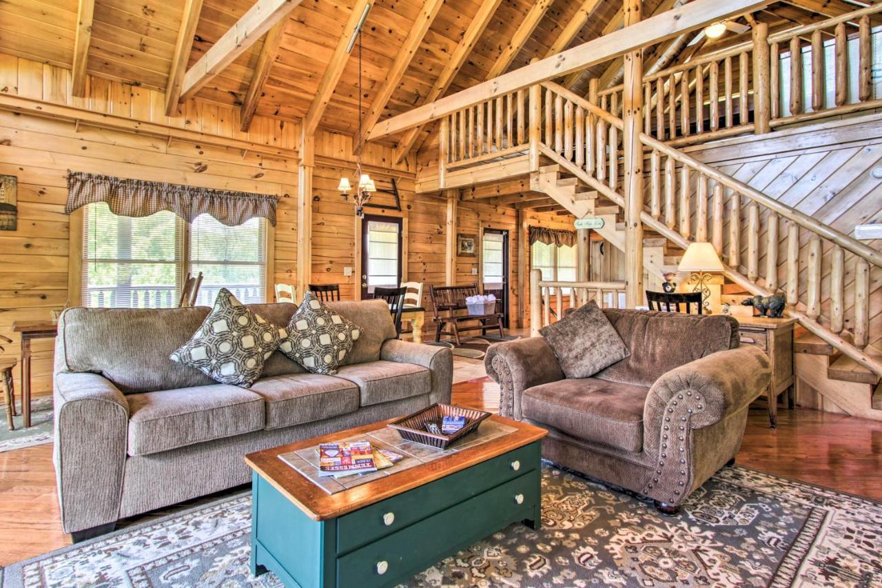 Idyllic Sevierville Cabin Deck And Smoky Mtn View! ภายนอก รูปภาพ