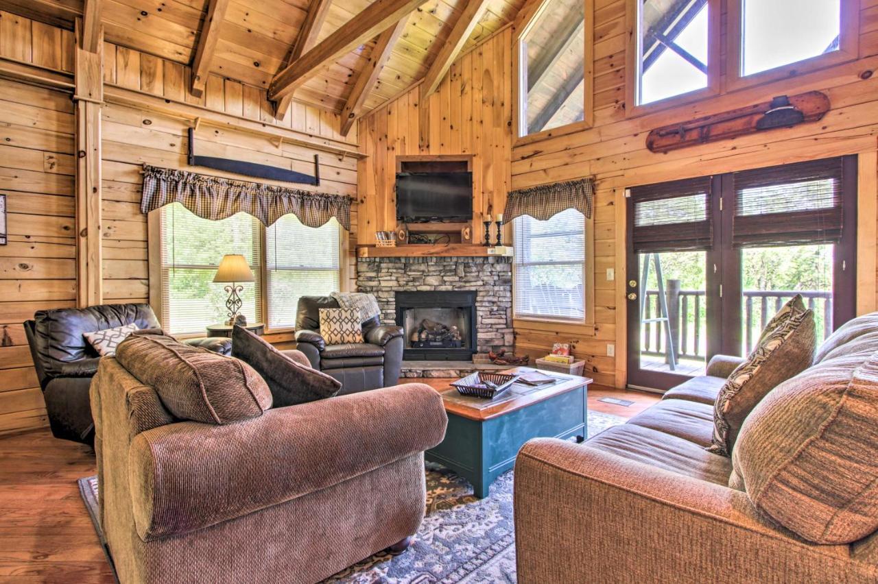 Idyllic Sevierville Cabin Deck And Smoky Mtn View! ภายนอก รูปภาพ